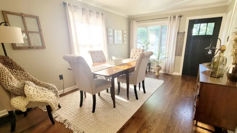 frontroom full airbnb