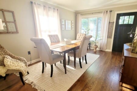 frontroom full airbnb