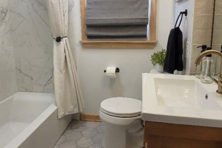 full bathroom