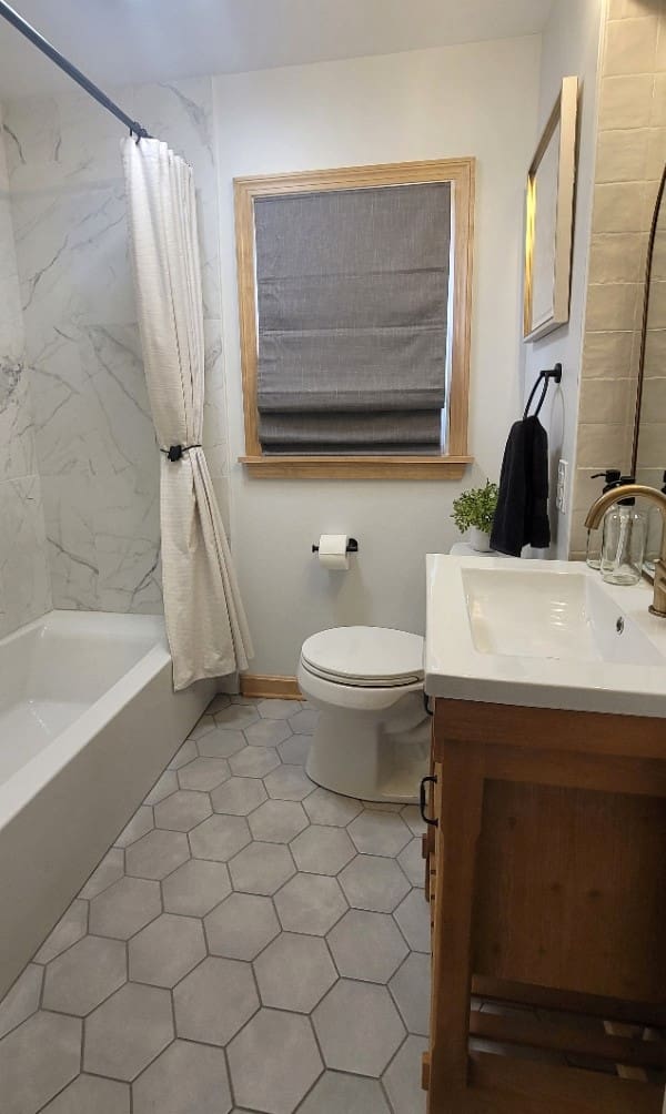 full bathroom