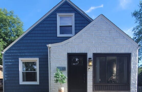 Columbus Cottage house front