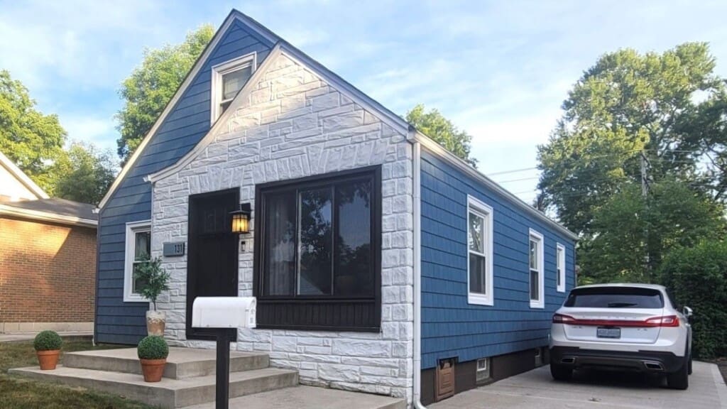 house front drive airbnb